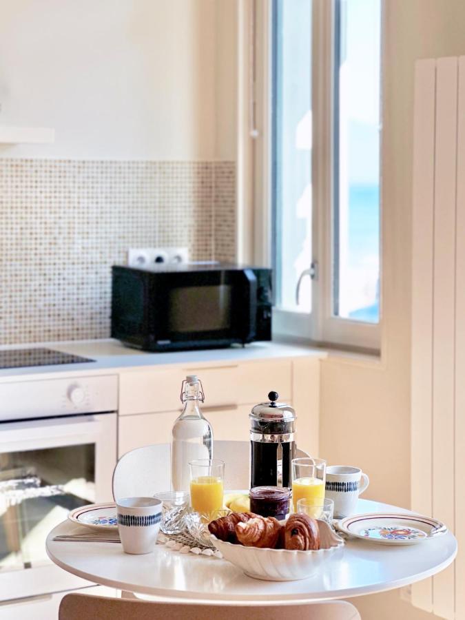 Villa Adele, Bow-Window Vue Mer - Appt 02 메르레뱅 외부 사진